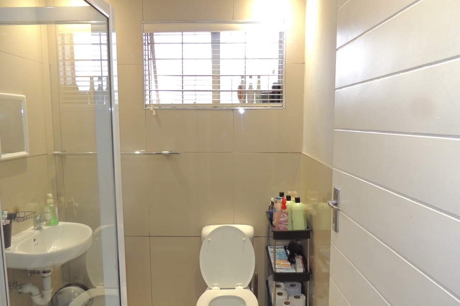 2 Bedroom Property for Sale in Woodlands Western Cape